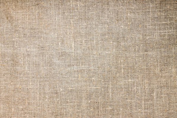 Comment mettre en place un atelier d'art textile utilisant des techniques traditionnelles?